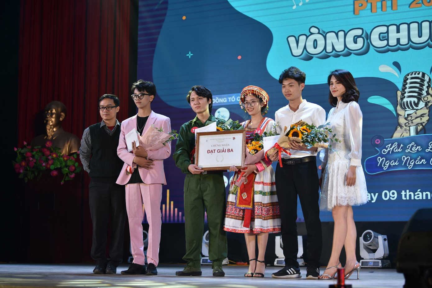 Sôi động tiếng hát sinh viên Học viện Công nghệ Bưu chính Viễn thông 2020 ảnh 8