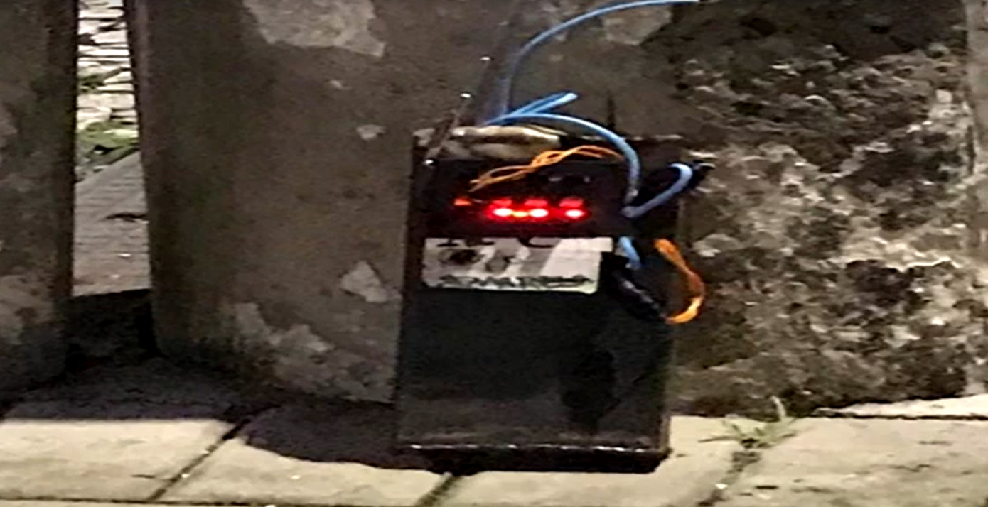 Cướp ngân hàng như trong phim ở Brazil, tiền rải đầy đường ảnh 2