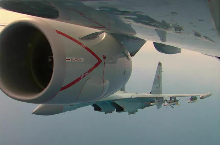 Hải quân Mỹ chỉ trích Su-35 của Nga ‘vô trách nhiệm’ khi chặn P-8A Poseidon ảnh 2
