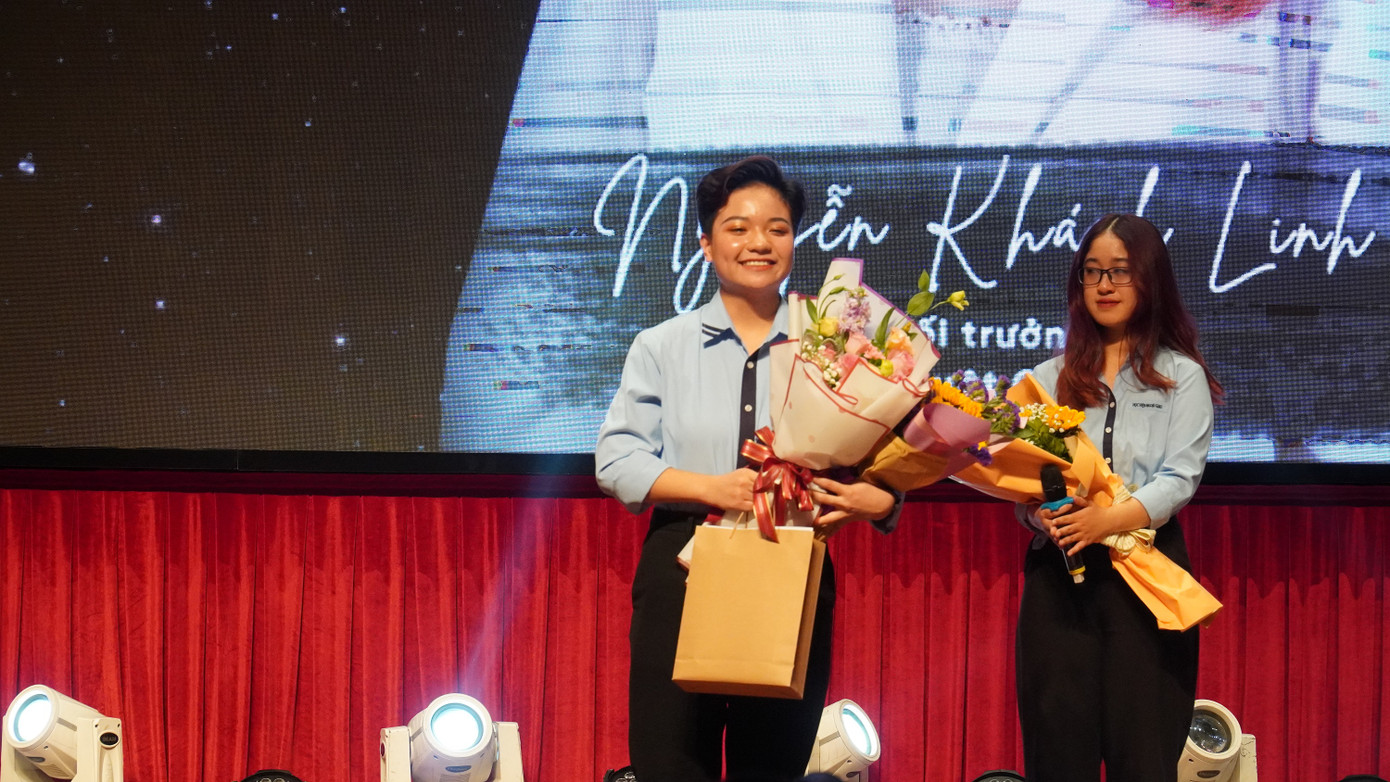 Lộ diện thủ lĩnh tân sinh viên Học viện Ngoại giao năm thứ 10 ảnh 2