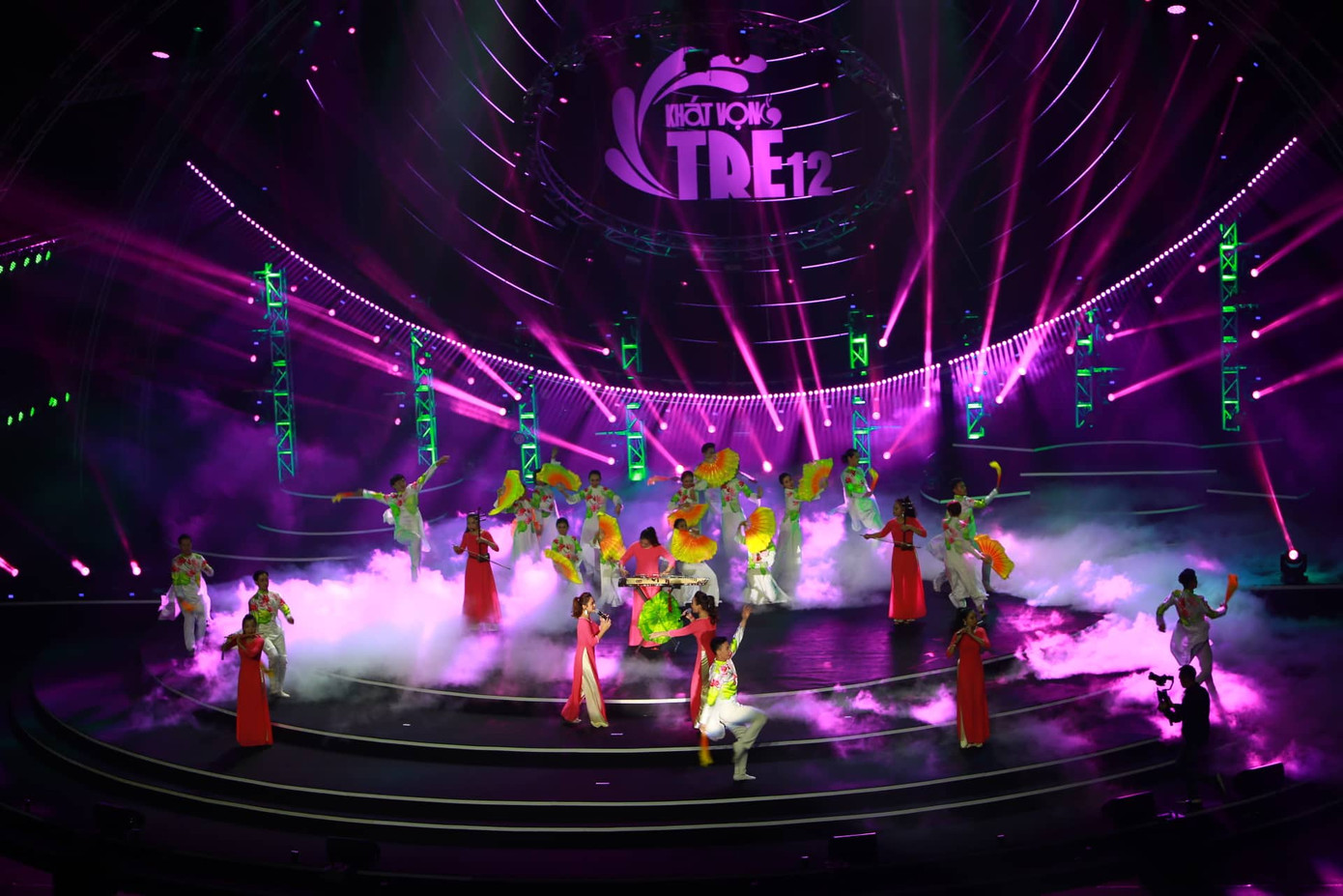 Thổi bùng ngọn lửa khát vọng của tuổi trẻ ảnh 10