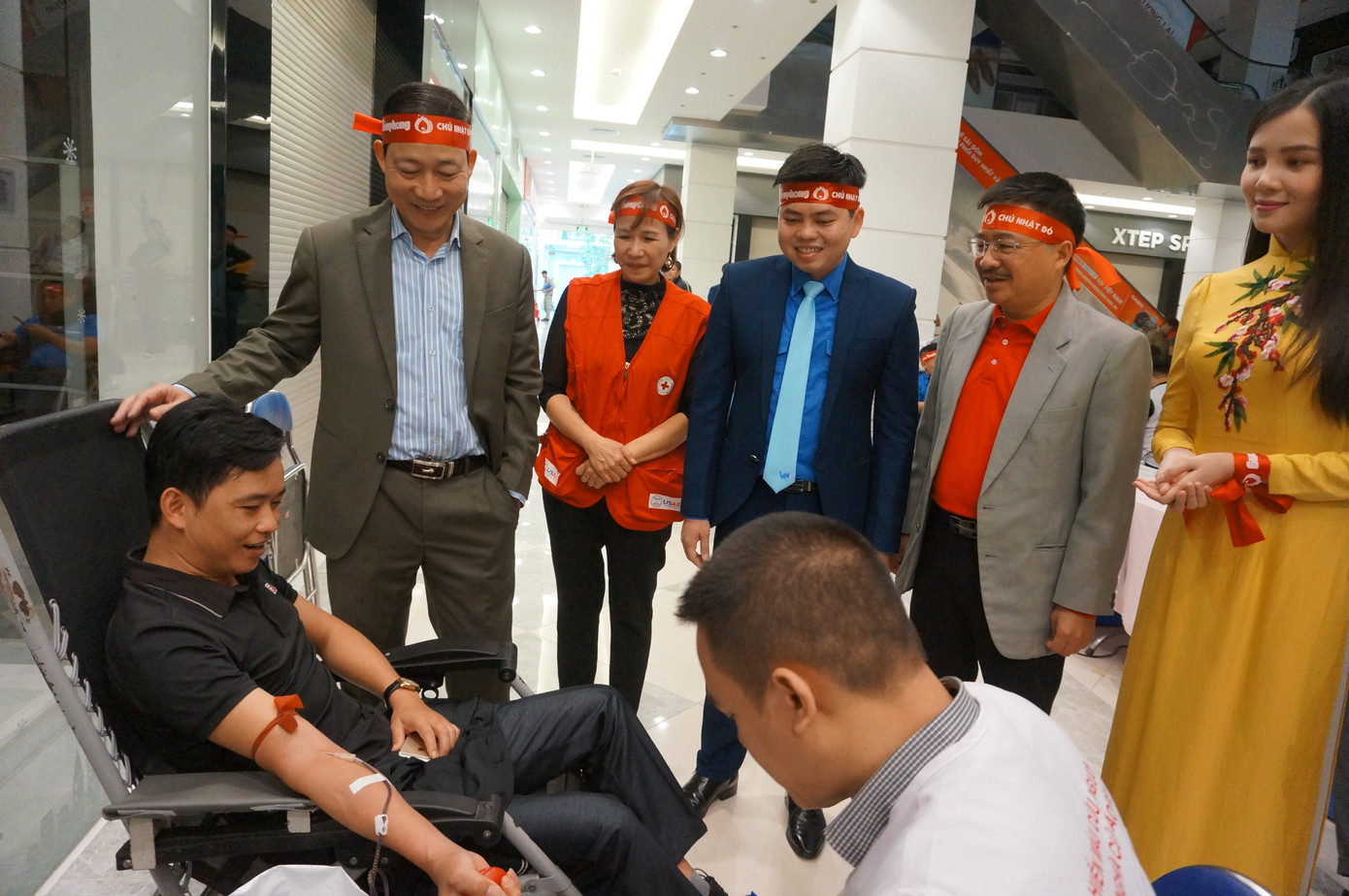 Những giọt máu hồng mang lại cho đời sự sống ảnh 9