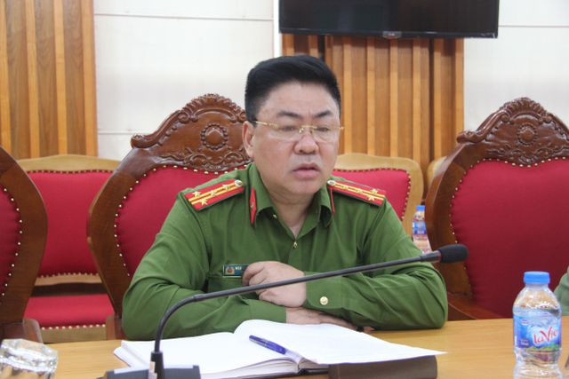 Công an Hưng Yên lý giải vì sao CSGT để mặc 'người lạ' bắt dân xóa clip ảnh 1