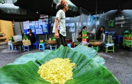 Đau đáu nghề cốm Vòng khi làng lên phố