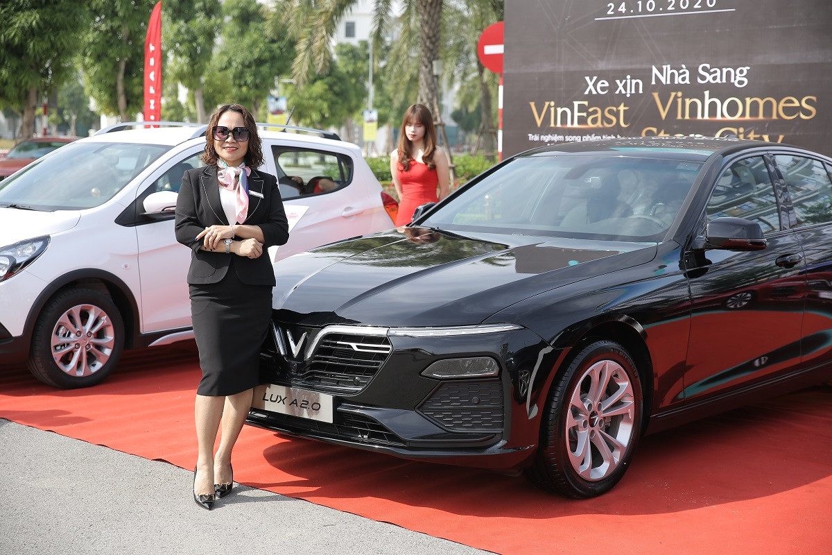 Thích thú trải nghiệm lái xe Vinfast trên 'Cung đường châu Âu' giữa lòng Thanh Hóa ảnh 1