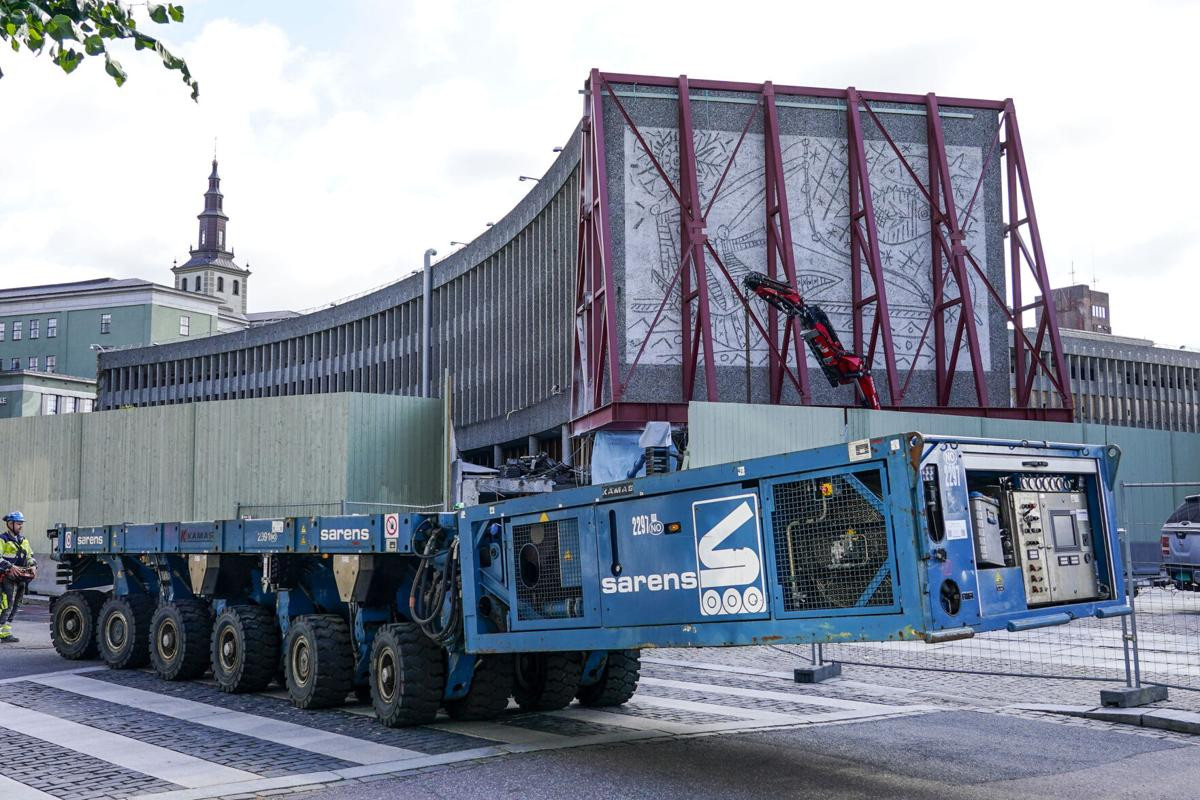 Sau nhiều tranh cãi, tranh tường khổng lồ của danh hoạ Picasso bị gỡ bỏ trong tiếc nuối ảnh 2