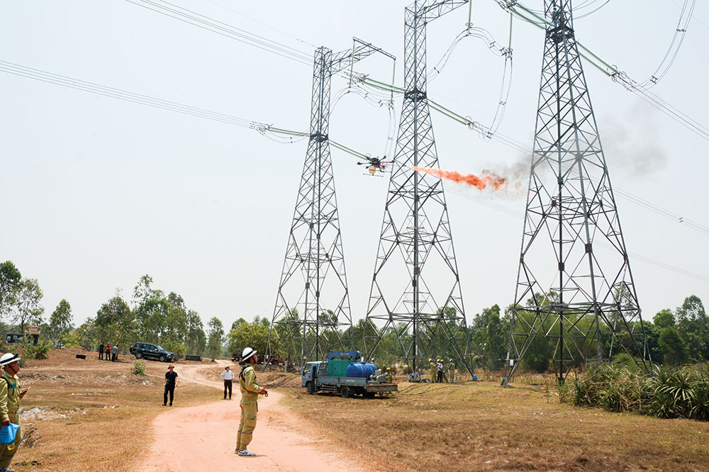 'Rồng lửa' của thợ truyền tải điện ảnh 4