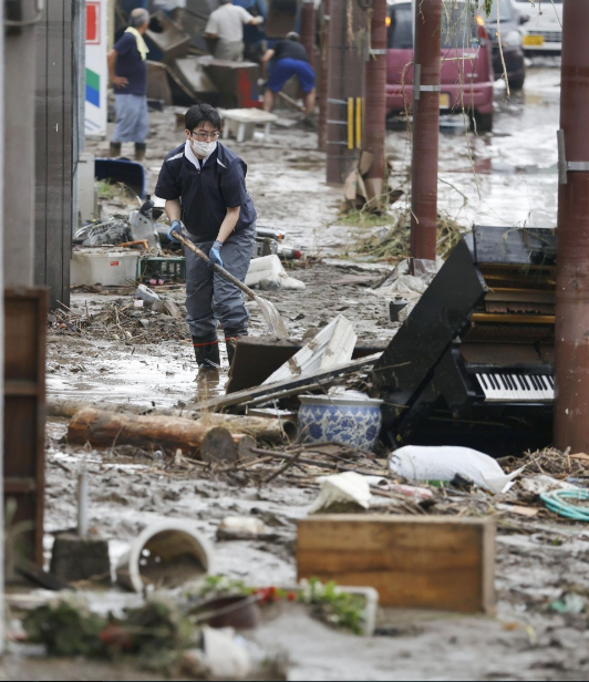 Nhật Bản: Lũ quét khiến ít nhất 22 người chết, sơ tán hơn 200.000 dân ảnh 11