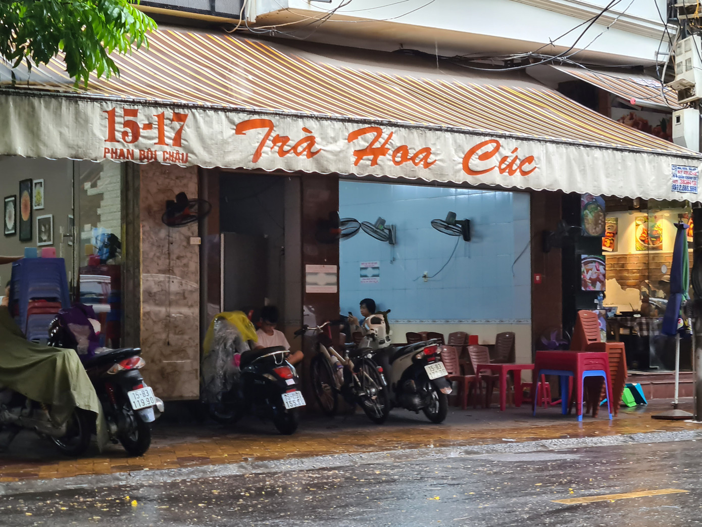 Một 'đại ca' đất cảng bị bắn ngay tại quán trà ảnh 1