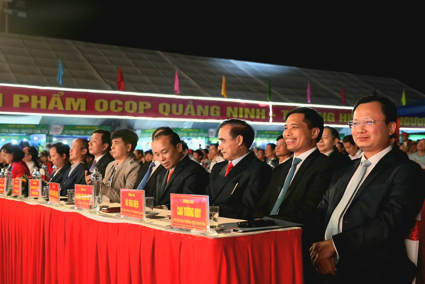 Rực rỡ sắc màu các dân tộc vùng Đông Bắc tỉnh Quảng Ninh ảnh 2