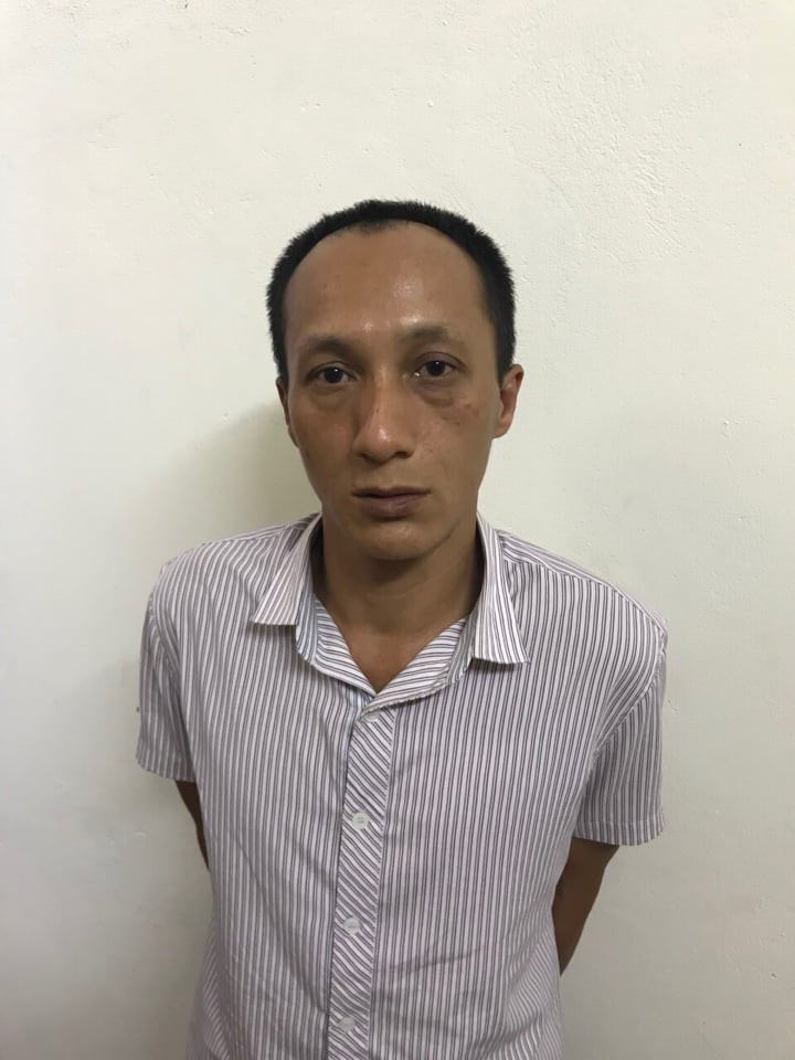 Tự học qua mạng để mở xưởng chế tạo vũ khí ảnh 2