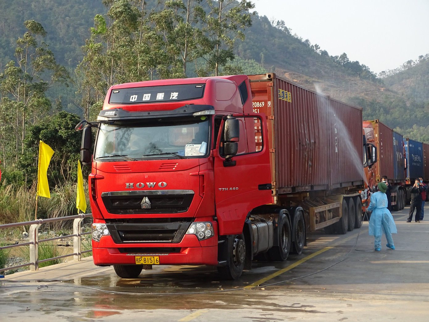 Quảng Ninh là địa phương đầu tiên cả nước cho học sinh đi học trở lại ảnh 2