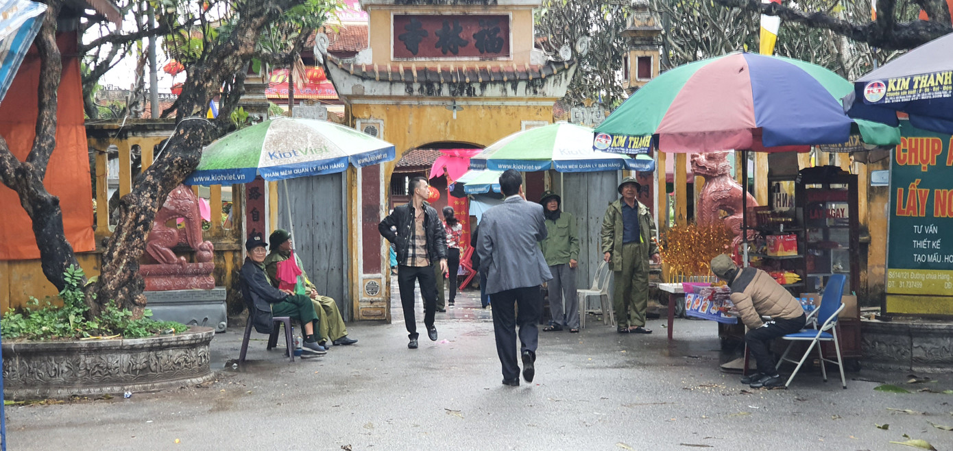 Hải Phòng mênh mông nước sau trận mưa lớn ngày đầu năm ảnh 6