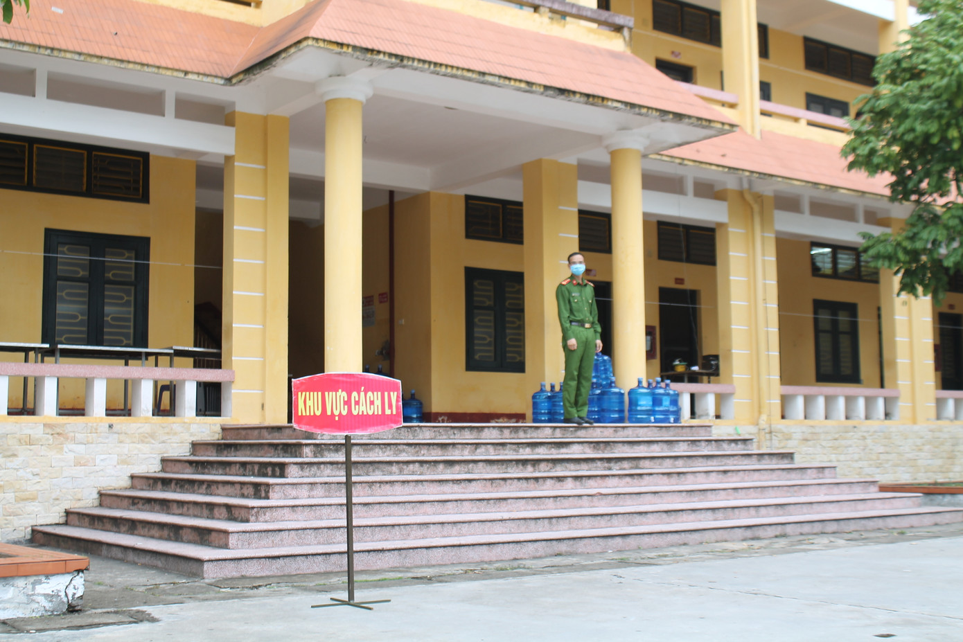 Hải Phòng bỏ quy định thu phí cách ly người về từ vùng dịch ảnh 1