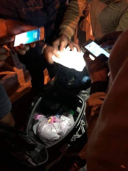 Mẹ ôm con 1 tuổi nghi nhảy xuống sông tự tử ảnh 3