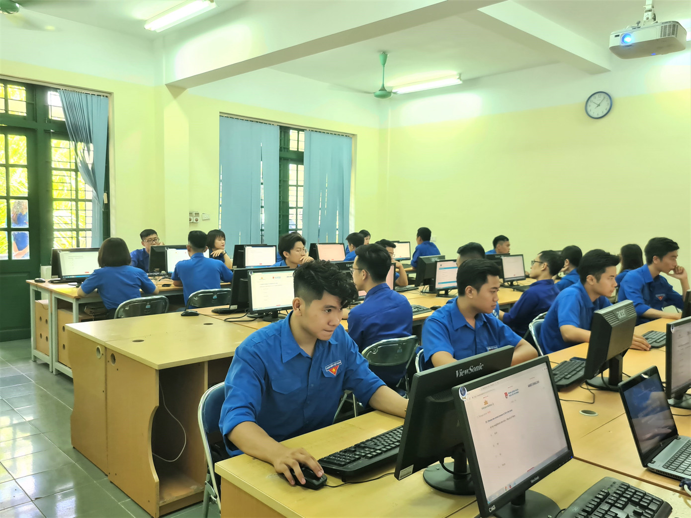 Nâng cao năng lực hội nhập quốc tế cho thanh niên Việt Nam ảnh 4