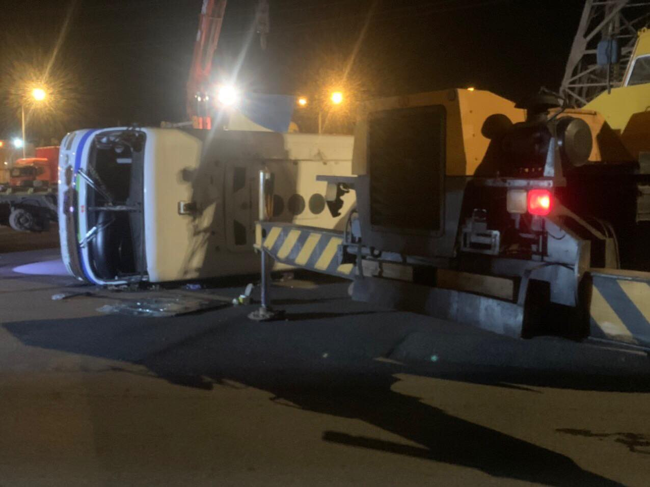 Tai nạn giao thông nghiêm trọng 1 người chết, 15 người bị thương ảnh 2