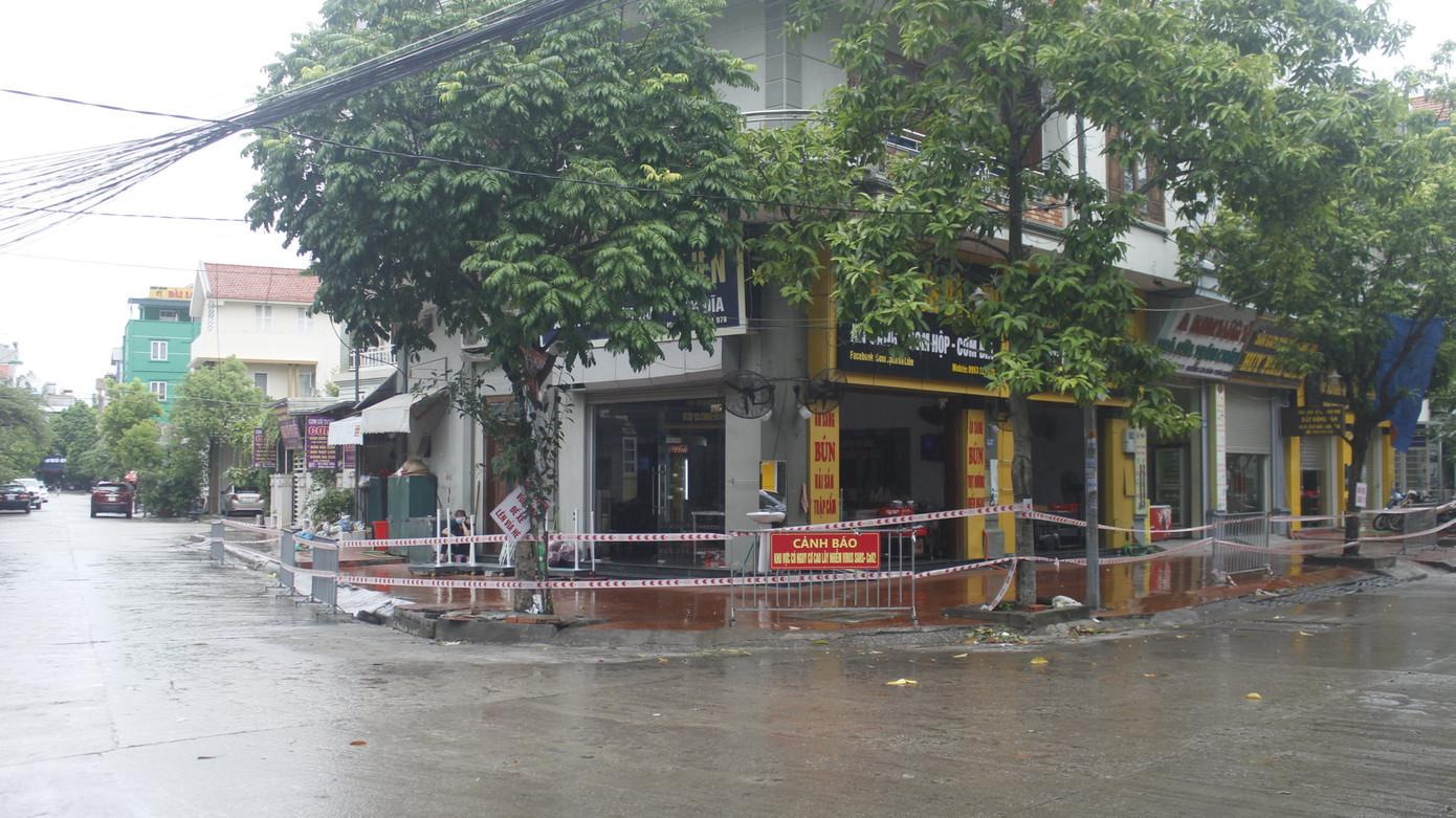 Quảng Ninh cách ly 41 trường hợp liên quan người mắc COVID-19 ở Bắc Giang ảnh 3