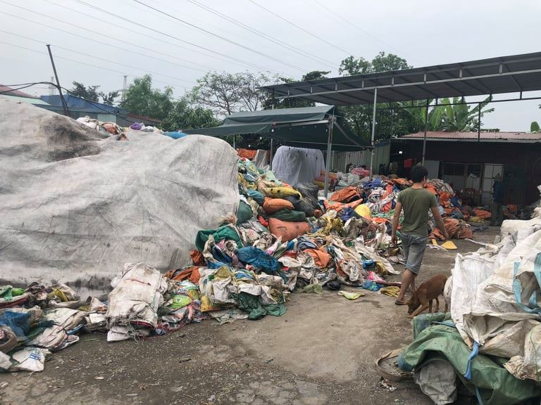 Cơ sở tái chế rác thải hoạt động 'chui' nhiều năm ở Hải Phòng ảnh 1