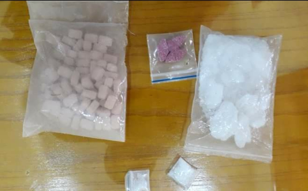 Con nghiện mua loạt súng hỏng về tự sửa bán kiếm lời ảnh 2