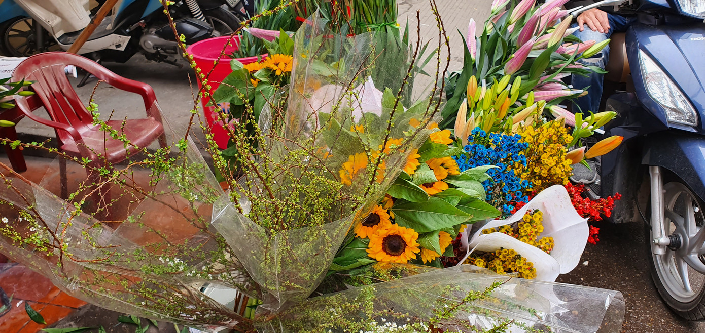 Độc đáo 'hoa nghìn nụ' được người dân đất Cảng săn đón dịp tết ảnh 2