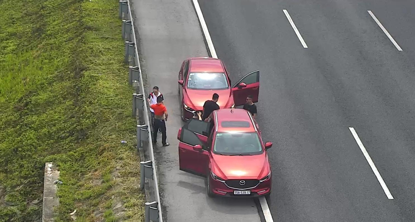 Lựa chọn nhân sự khóa XIII: Cuộc chuyển giao thế hệ và bài học 'chín ép' ảnh 4 Lựa chọn nhân sự khóa XIII: Cuộc chuyển giao thế hệ và bài học 'chín ép' ảnh 4