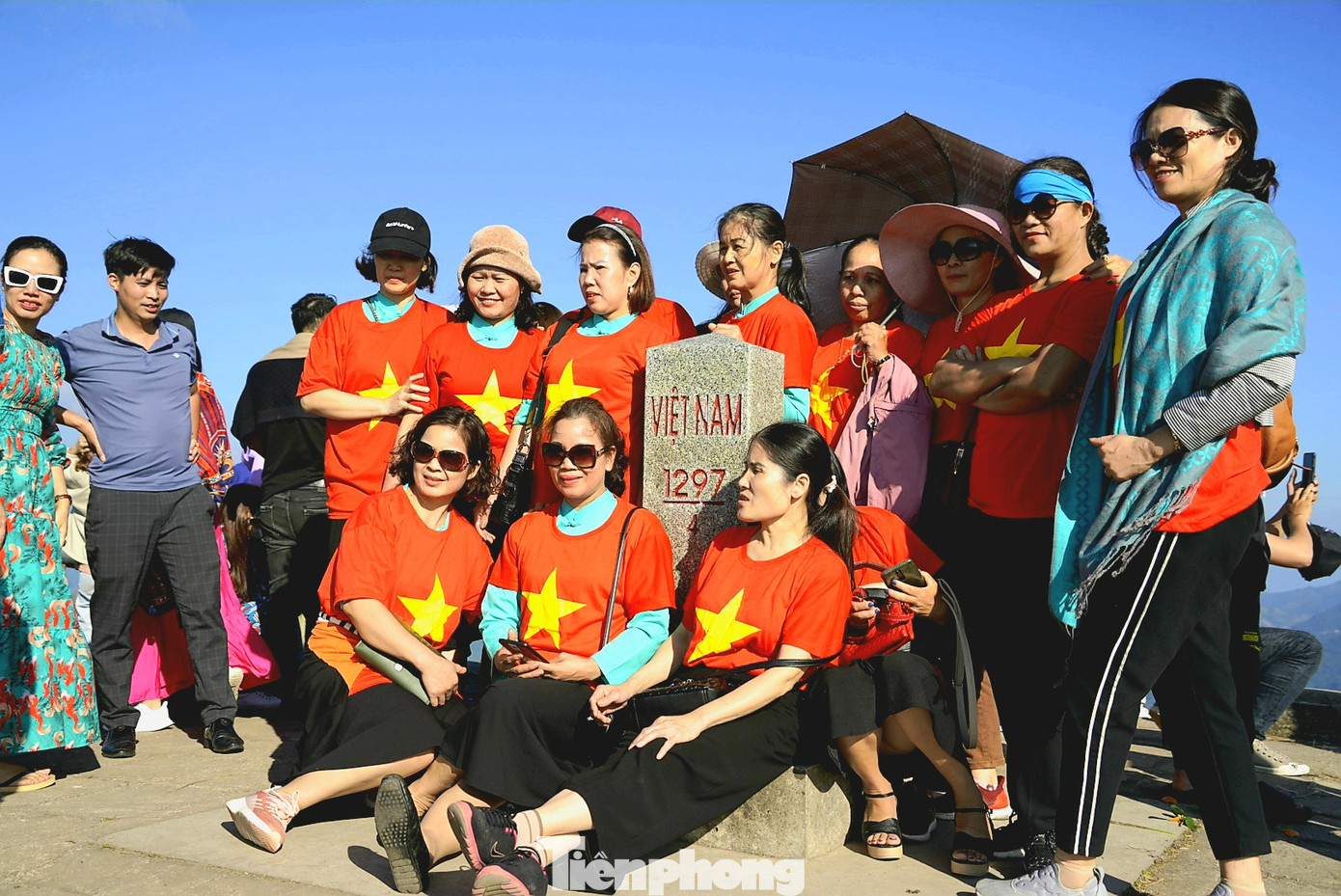 Check in 'cháy máy' mùa cỏ lau Bình Liêu đẹp ngất ngây ảnh 9