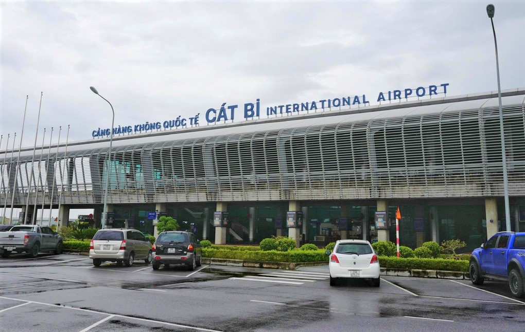 3 người bay từ TP.HCM ra Hải Phòng sốt cao, một người bỏ đi chưa rõ tung tích ảnh 1