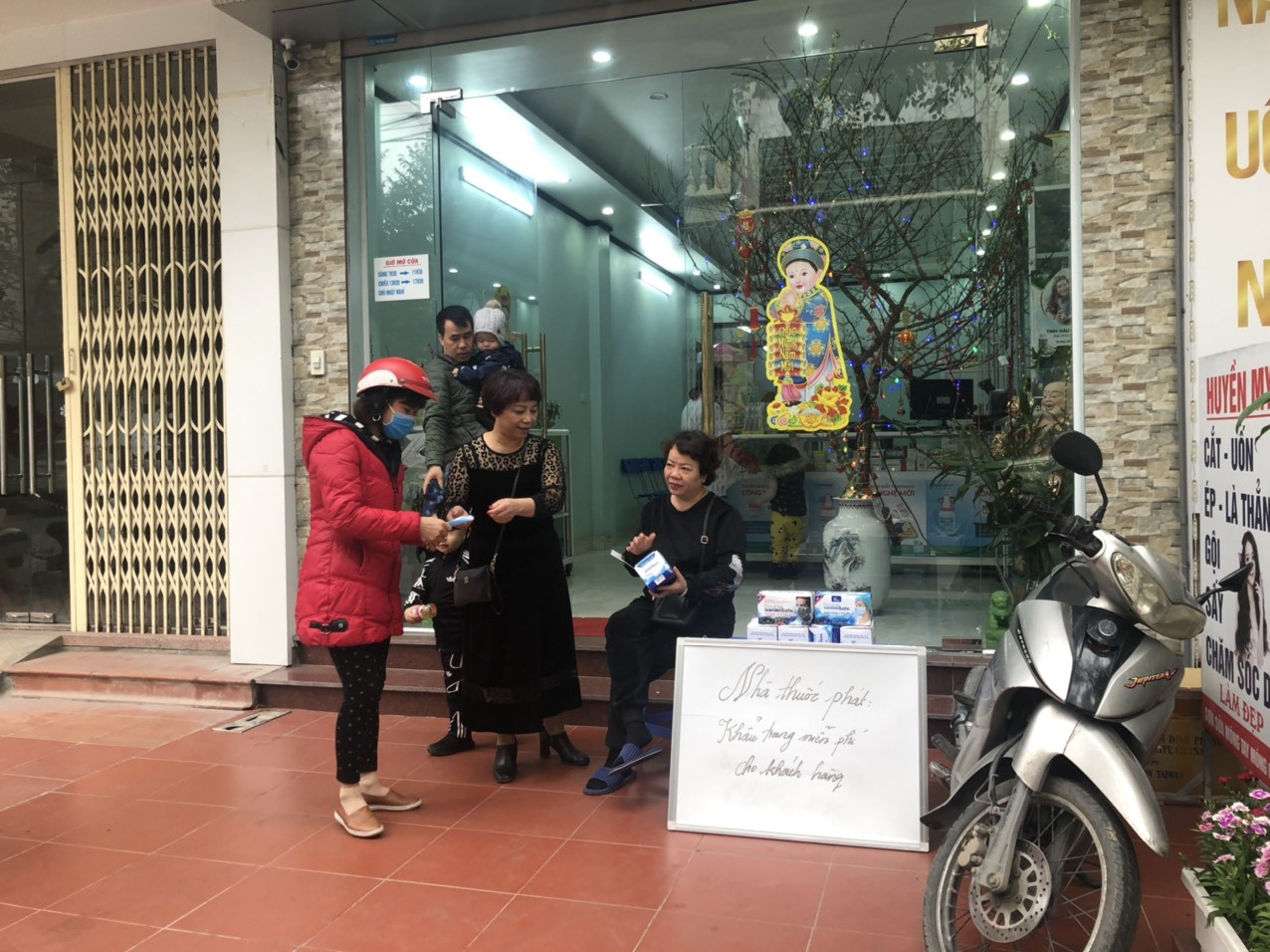 Hàng chục nghìn chiếc khẩu trang được phát miễn phí ở Quảng Ninh ảnh 4