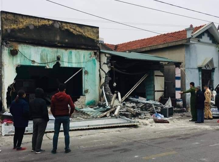 Thực hư vụ xe ô tô trốn chốt nồng độ đâm sập 2 nhà dân ở Uông Bí ảnh 3