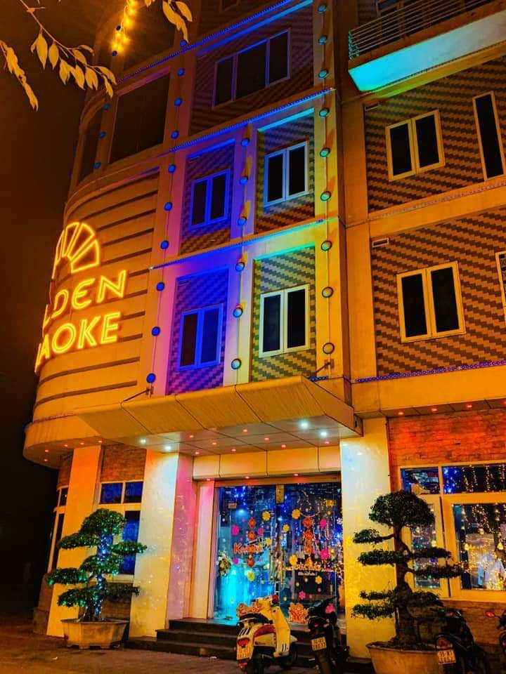 Gần 100 thanh niên tụ tập hát ‘chui’, sử dụng, mua bán ma túy ảnh 1