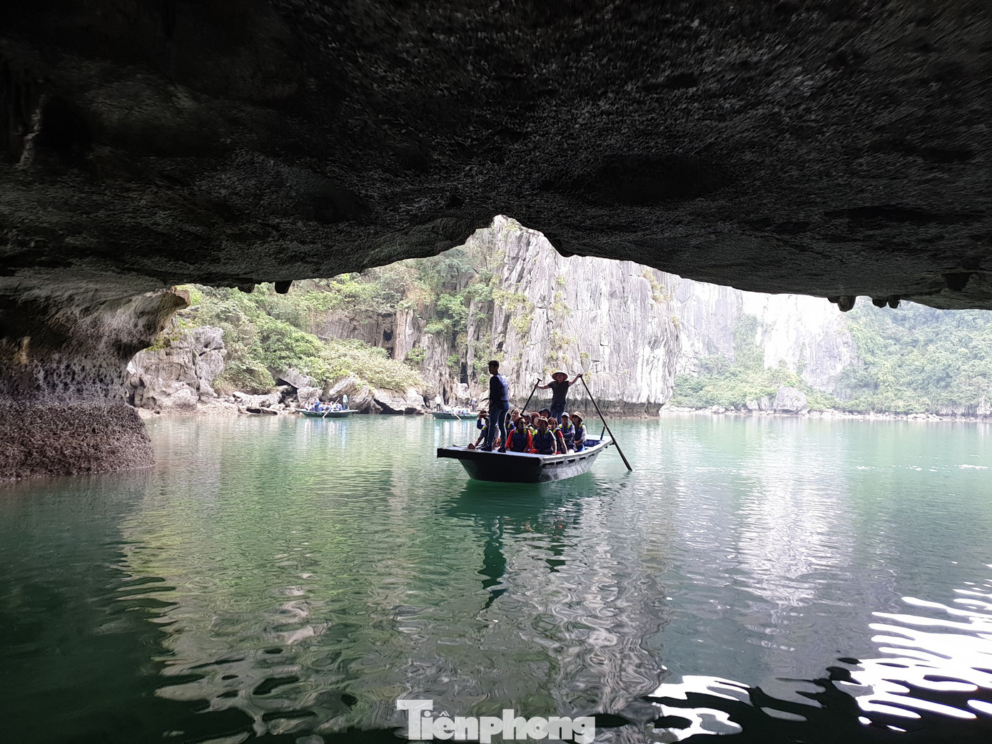 Lật đò trên vịnh Hạ Long, một nữ du khách Hàn Quốc thiệt mạng ảnh 2