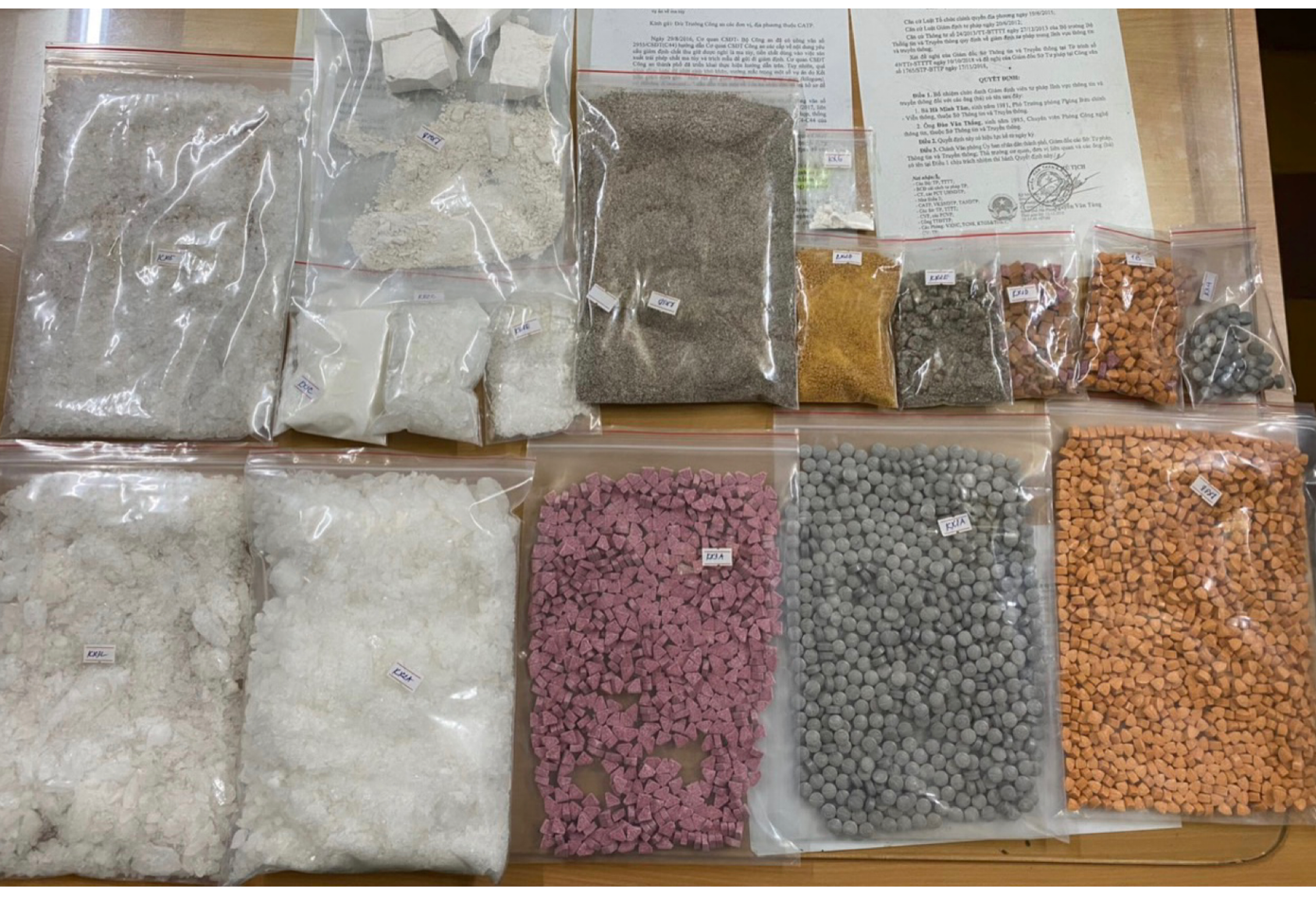 Bắt 'bà trùm' chuyên cung cấp ma túy cho quán bar, vũ trường ảnh 2