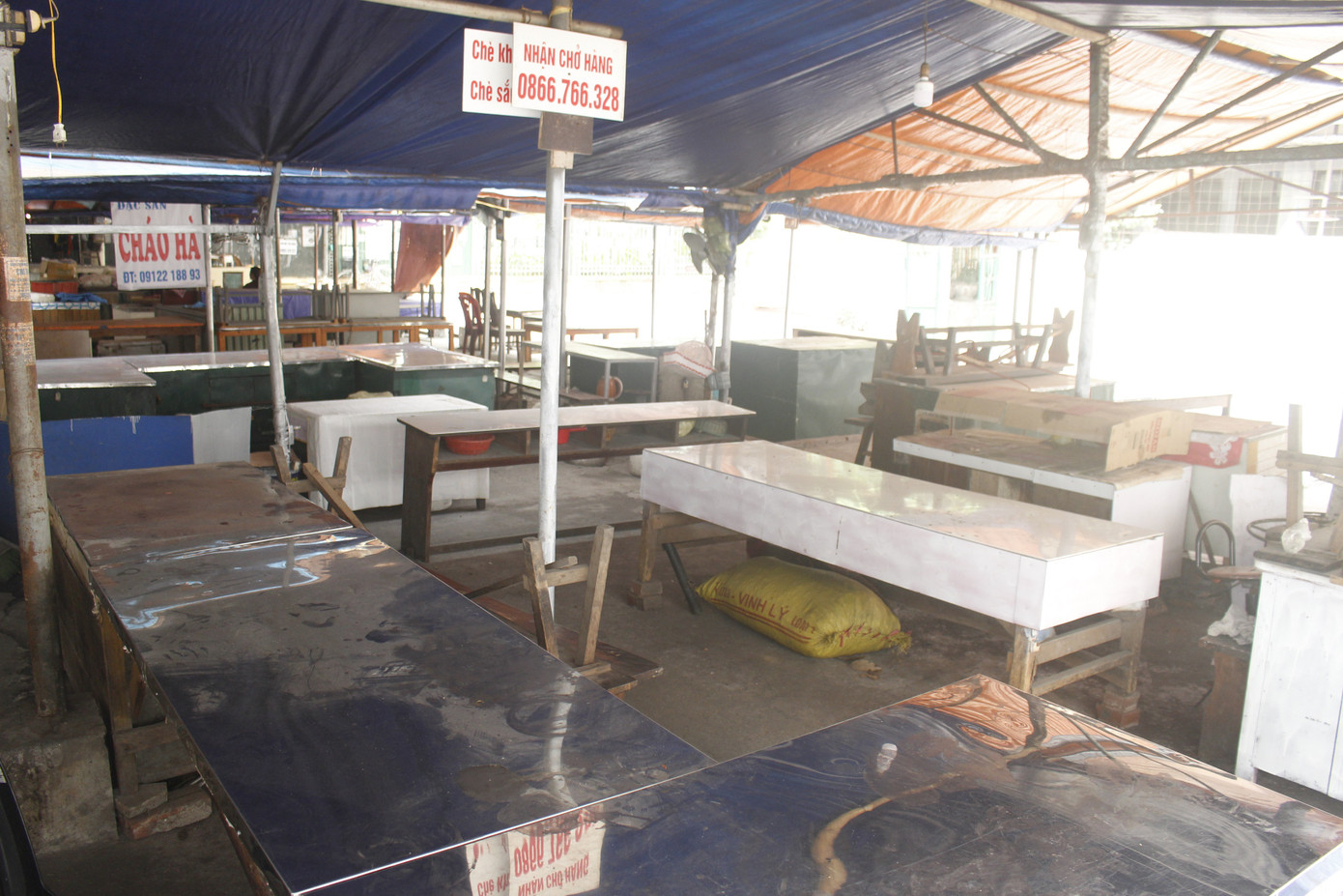 Người dân Hạ Long không đeo khẩu trang không được vào chợ ảnh 3