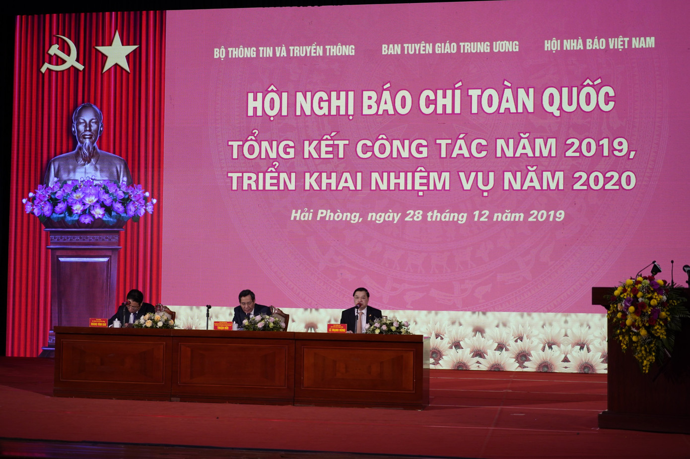 Môi trường internet, mạng xã hội năm 2019 đã sạch hơn ảnh 2