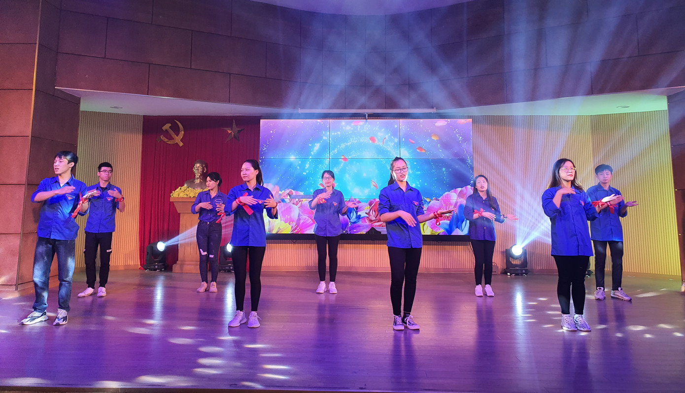 Chủ nhật Đỏ ngày hội hiến máu của đoàn viên thanh niên Quảng Ninh ảnh 4