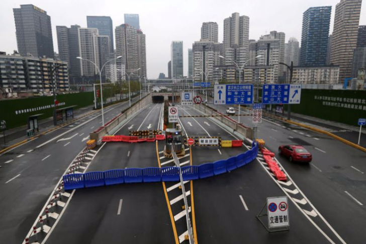 Nhìn lại bài học chống COVID-19 từ Vũ Hán ảnh 1