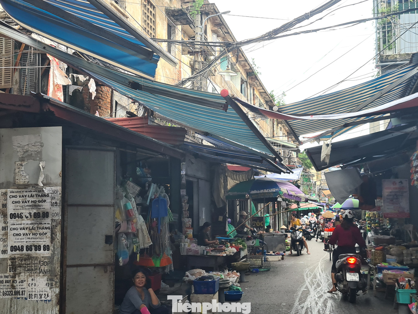 Cận cảnh tòa chung cư 'chờ sập', phải di dân khẩn cấp ở Hải Phòng ảnh 7