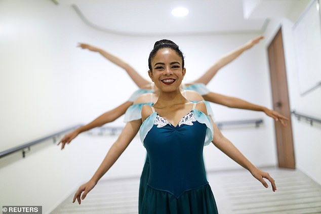 Vũ công ballet không tay 16 tuổi gây ‘bão’ mạng xã hội ảnh 3