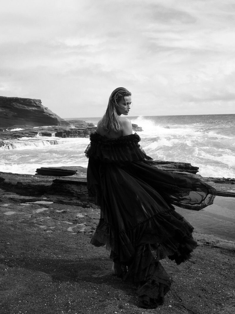 Mỹ nhân Edita Vilkeviciute chụp ngực trần nóng 'bỏng rẫy' ảnh 8