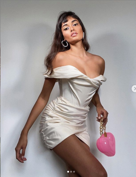 Siêu mẫu Gizele Oliveira khoe dáng 'bốc lửa' với áo tắm ảnh 3