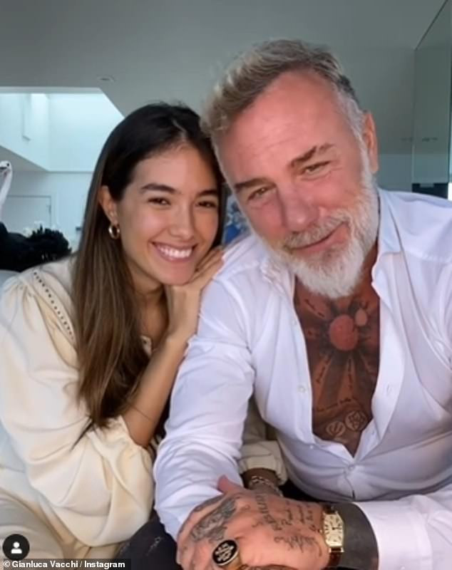 Loạt ảnh tình tứ 'ngọt lịm' của triệu phú và người mẫu kém 27 tuổi sắp có con chung ảnh 1