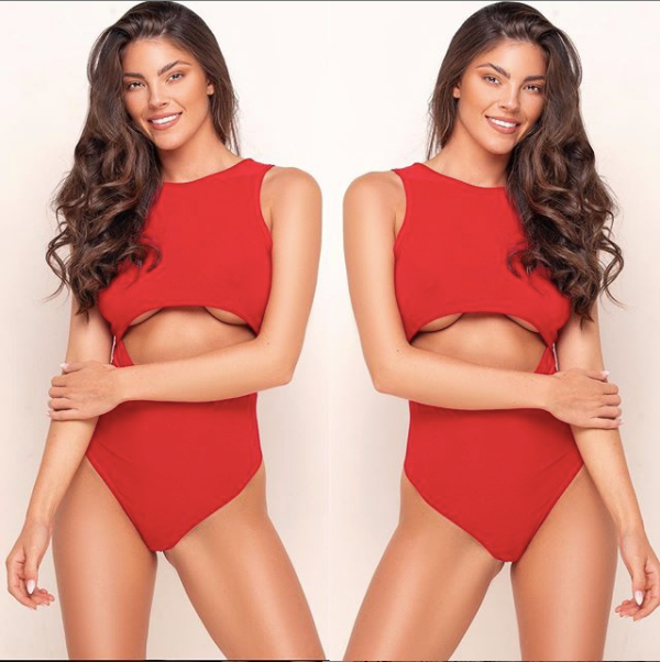 Sao truyền hình 9x quyến rũ với nội y ren xuyên thấu ảnh 2