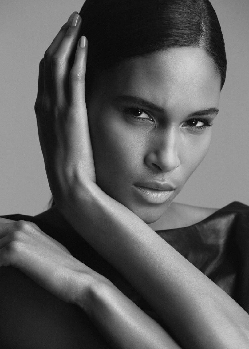 Siêu mẫu Cindy Bruna chụp khoả thân đẹp nuột nà không tỳ vết ảnh 7