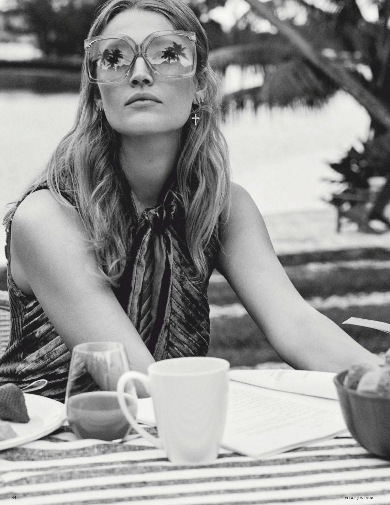 Toni Garrn 'tình bể bình' bên bạn trai khiến fan phải ghen tị ảnh 3