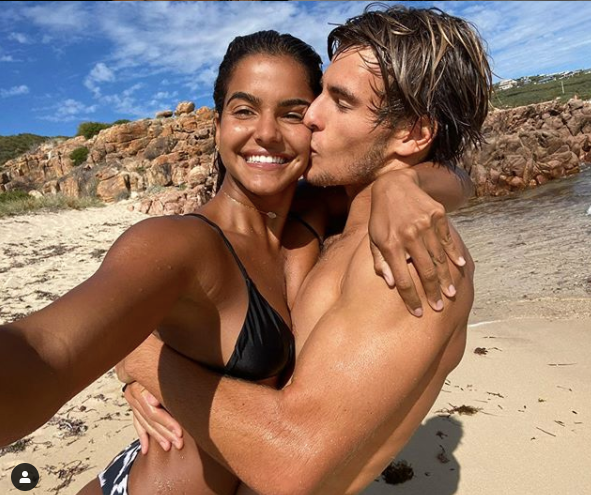 Nàng mẫu 9x tung ảnh 'giường chiếu' nóng bỏng 'nghẹt thở' ảnh 7