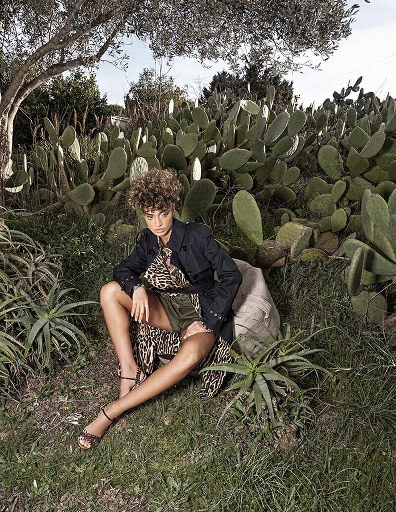 Nhan sắc sexy hoang dại của nàng mẫu Israel lên bìa Harper’s Bazaar Việt Nam ảnh 3