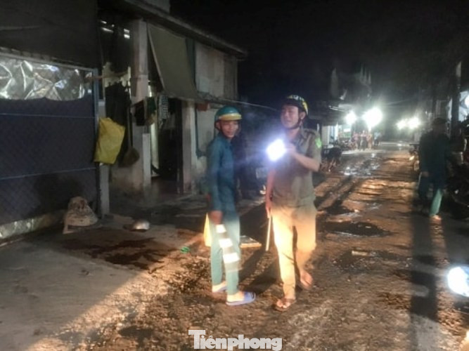 Hơn 10 thanh niên hỗn chiến trong đêm, 2 người thương vong ảnh 1