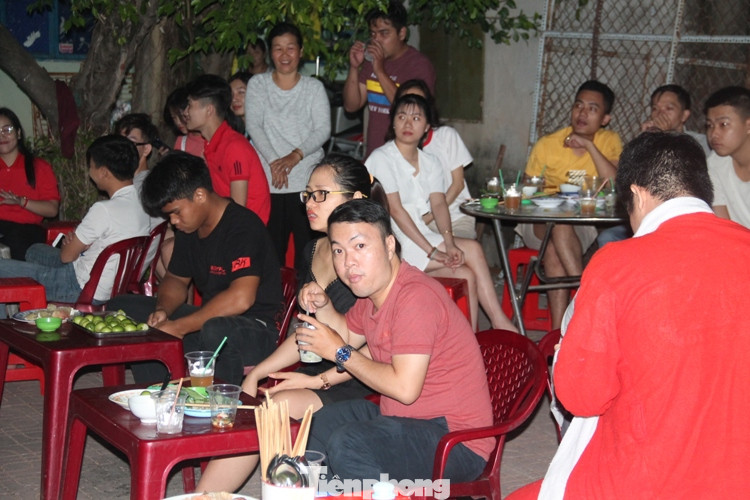 Giáng sinh ấm ấp với thanh niên công nhân và sinh viên ảnh 3