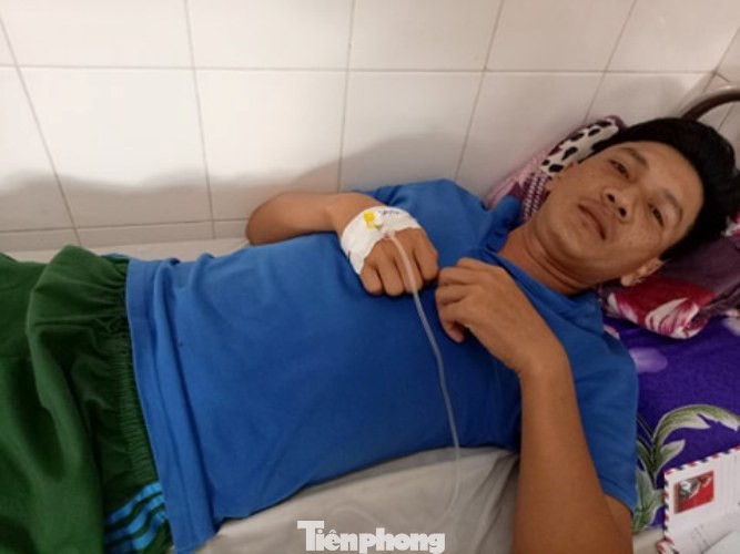 Phút sinh tử dân phòng đối mặt, dính ‘mưa đạn’ từ tên cướp xe ảnh 1